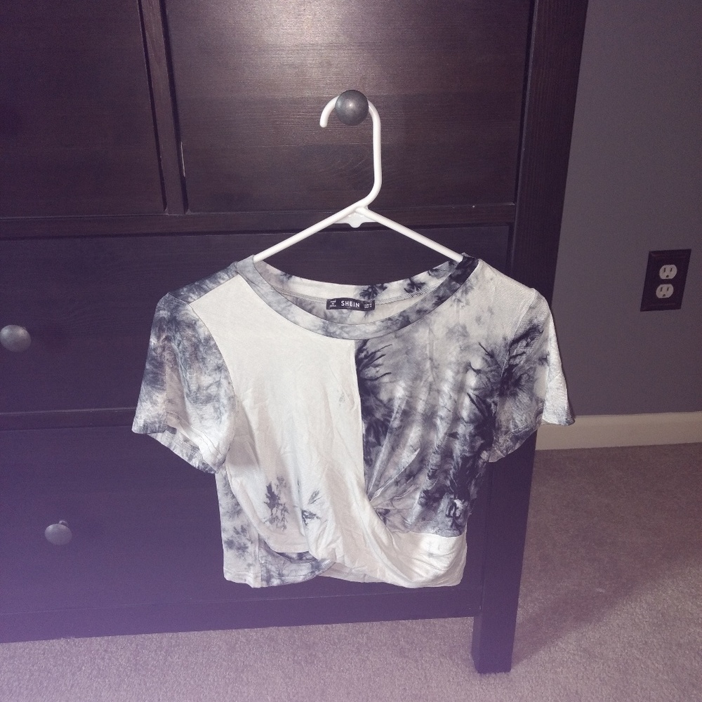 Marble/Tie-Dye Crop Top - Picture 2 of 3